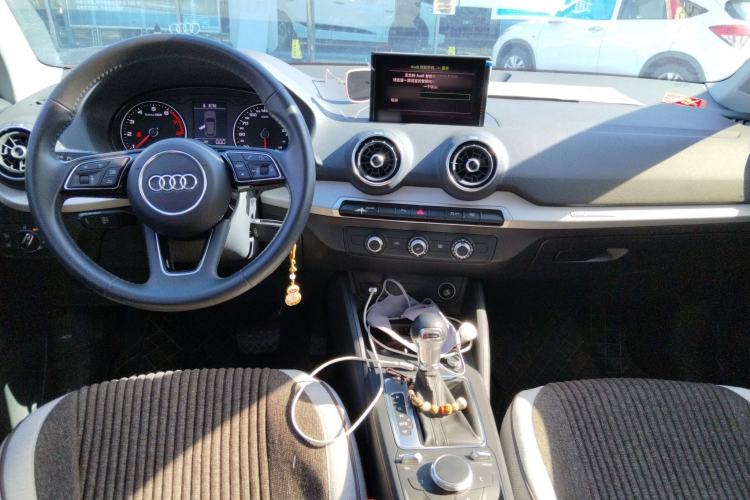 Used Audi Q2L 2021 35 TFSI Progressive Dynamic Edition Center Console