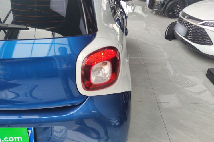 Used smart forfour 2018 1.0L 52kW Passion Edition
