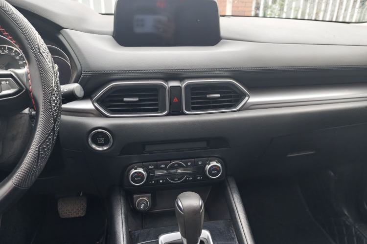 Used Mazda CX-5 2021 2.0L Automatic Two-Wheel Drive Smart Version Audio And AC Panel