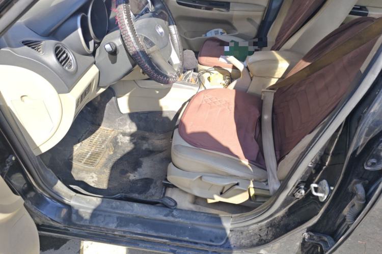 Used CHANGAN Eado 2012 1.6L Manual Luxury Model China IV Standard