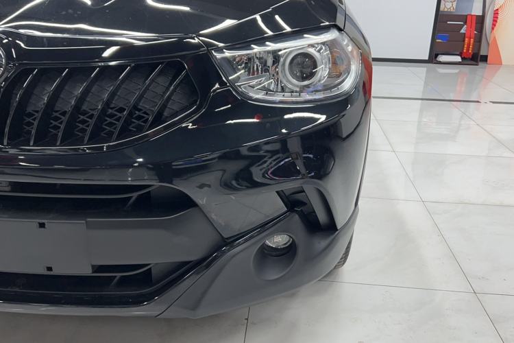 Used Brilliance V3 2016 1.5L Automatic Smart Version Left Front Headlight