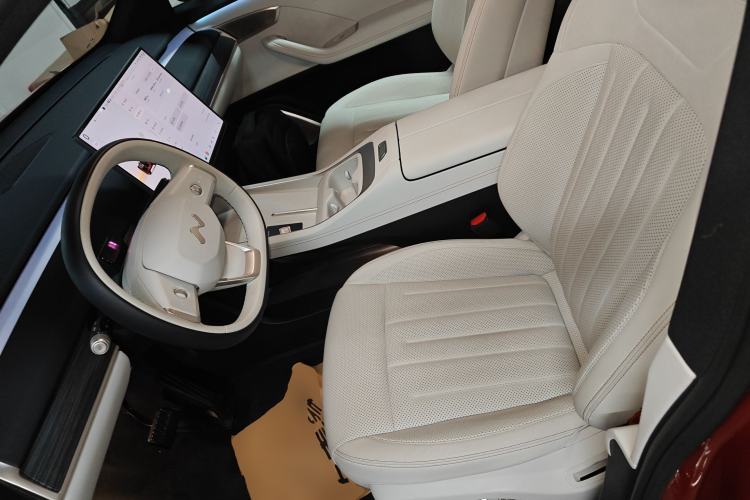 Used ONVO L60 2024 60 kWh Rear-Drive Version