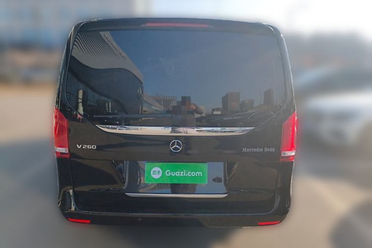 Used Mercedes-Benz V-Class 2021 V 260 Avantgarde Edition