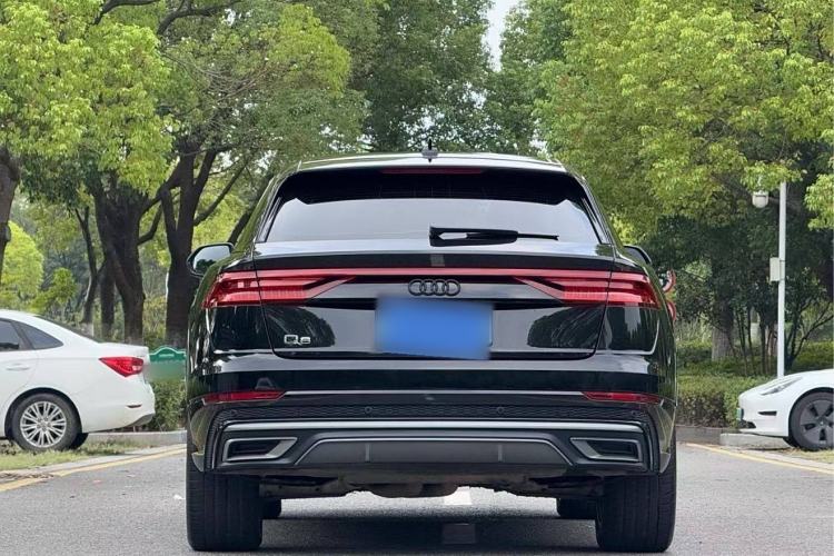 Used Audi Q8 2019 55 TFSI Luxury Dynamic Model
