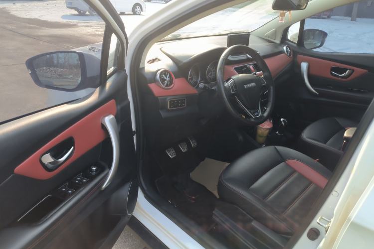Used Haval H1 2015 1.5L Manual Luxury Model
