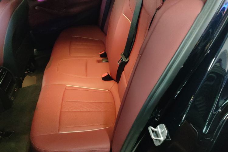 Used BMW 5 Series 2022 Restyled 530Li Leading Edition M Sport Package Left Rear Seat