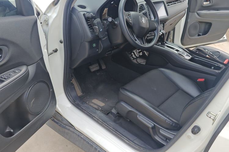 Used Honda Vezel 2020 1.5L CVT Pioneer Edition