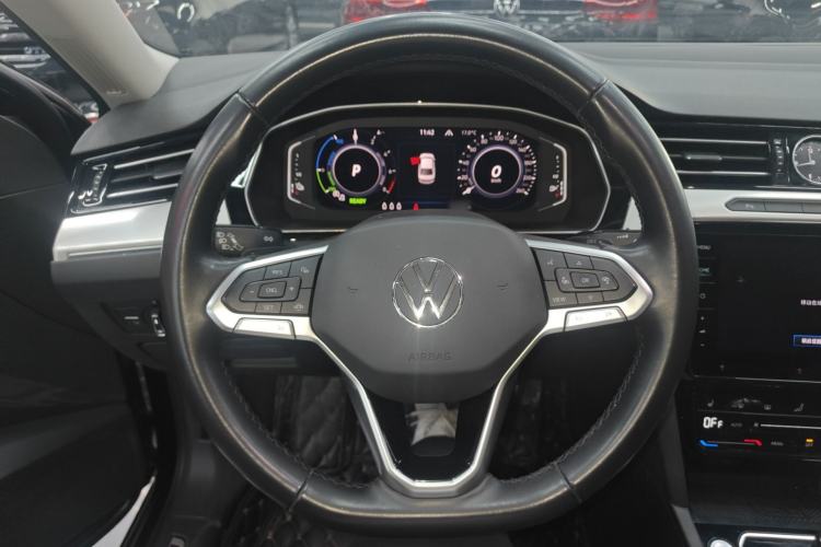 Used Volkswagen Magotan GTE Plug-in Hybrid 2022 GTE Luxury Model Steering Wheel