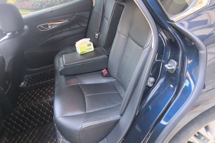 Used Infiniti Q70 2019 Q70L 2.0T Enjoyment Edition Left Rear Seat