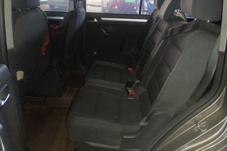 Used Volkswagen Touran 2013 1.4T Manual Fashion Edition 5 Seats Left Rear Seat