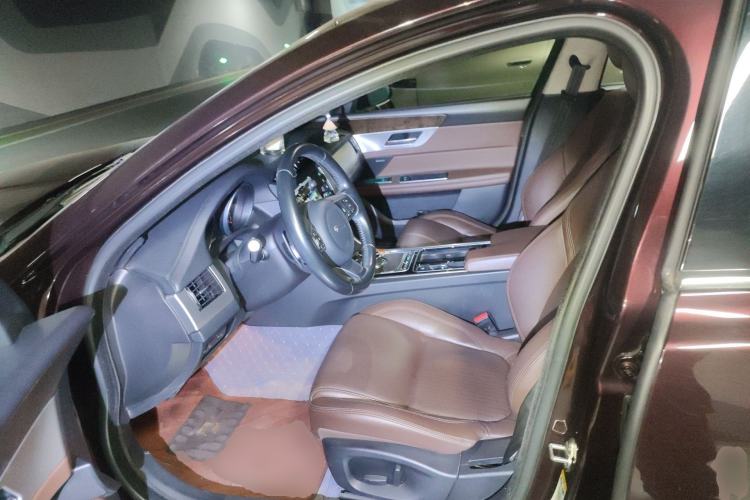 Used Jaguar XFL 2017 XFL 2.0T 200PS Luxury Edition