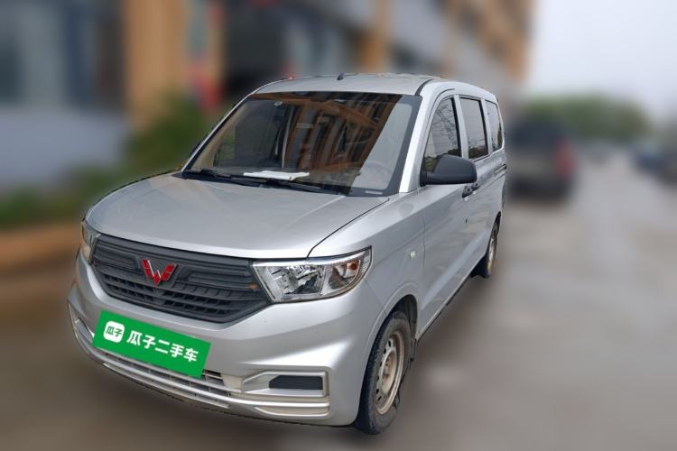 Used Wuling Hongguang V 2022 1.5L Jingqu Version Hydraulic Power Steering LAR