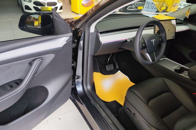 Used Tesla Model Y 2024 Rear-Wheel-Drive Version Driver Seat