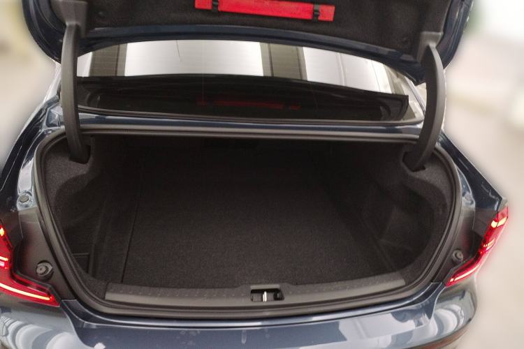 Used Volvo S60 2020 T4 Zhiyi Luxury Edition
