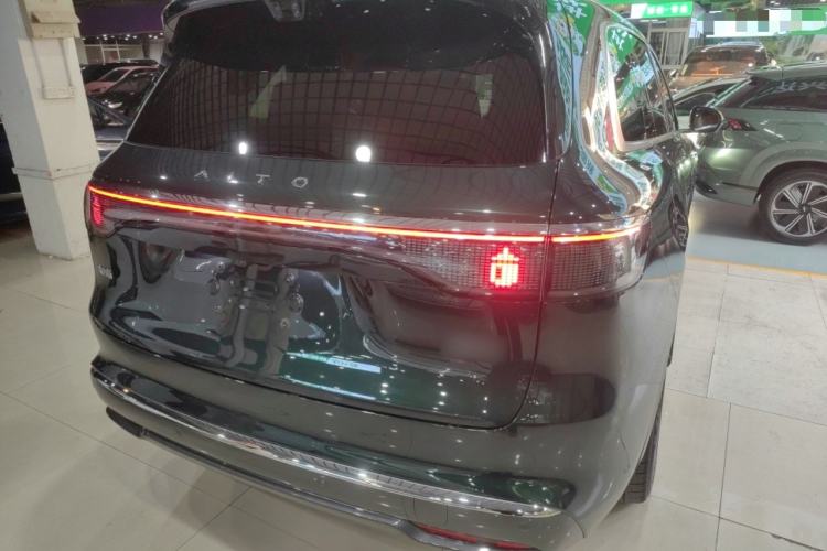 Used Hima AITO M8 2025 Extended-Range Ultra Version 53.4 kWh 6-Seater Edition