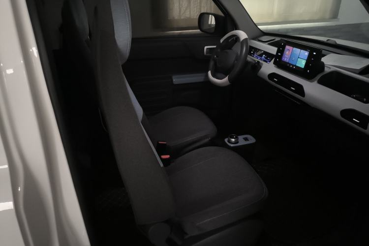 Used Geely Galaxy Panda 2024 Panda Mini 200km Endurance Bear
