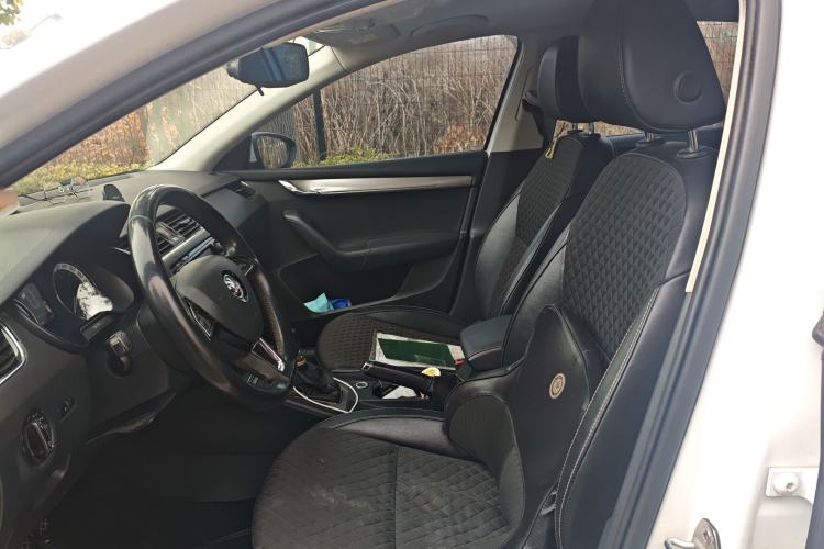 Used Skoda Octavia 2018 1.6L Automatic Luxury Edition