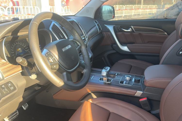 Used Haval H9 2017 2.0T Gasoline 4x4 Premium 5-Seater
