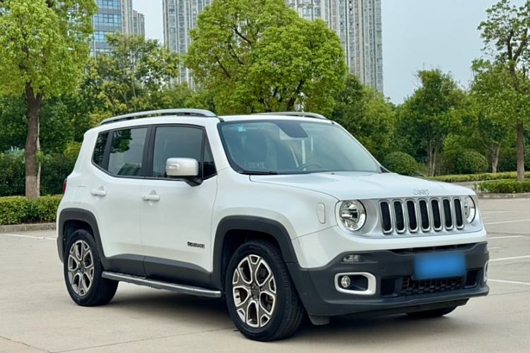 Used Jeep Renegade 2018 Connected Large Screen Version 180T Automatic Smart Version