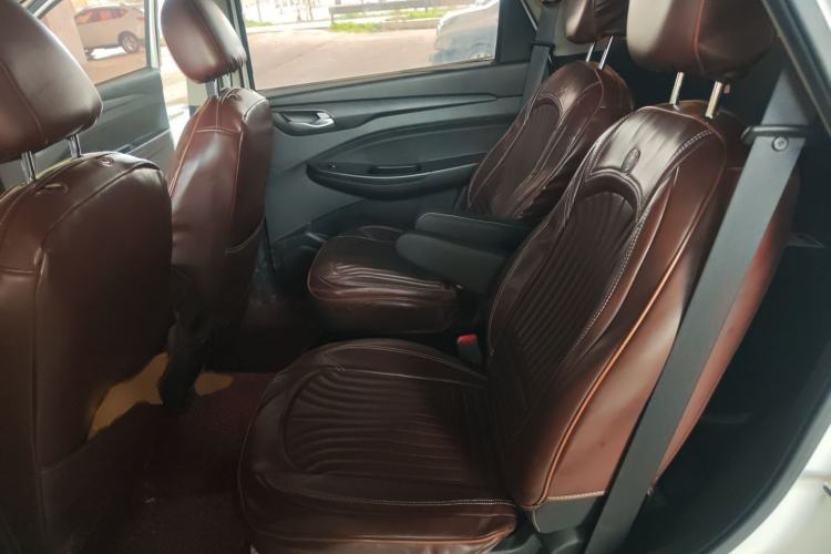 Used Wuling Hongguang S3 2018 1.5L Manual Standard Version China V Standard Interior 4