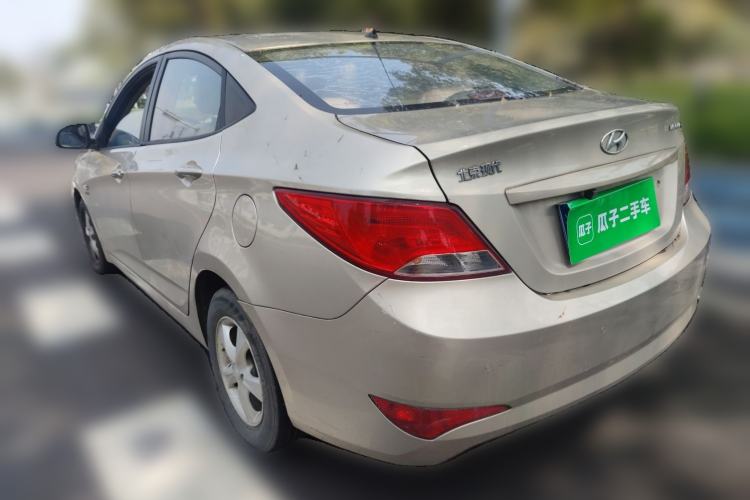 Used Hyundai Verna (older generation) 2014 1.4L Automatic Smart GLS Rear Left 45 Deg
