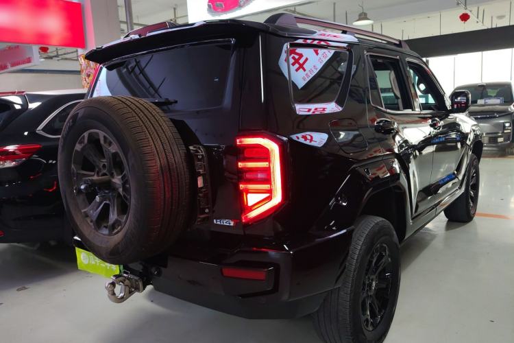 Used Tank 400 New Energy 2024 Hi4-T Off-Road Edition Rear Right 45 Deg