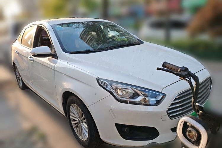 Used Ford Escort 2015 1.5L Manual Comfort Model
