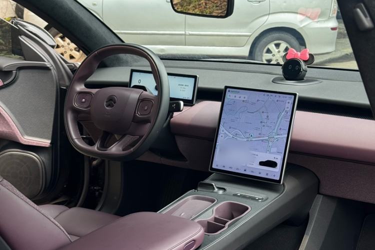 Used Nio ET5T 2024 75kWh Touring Interior 2