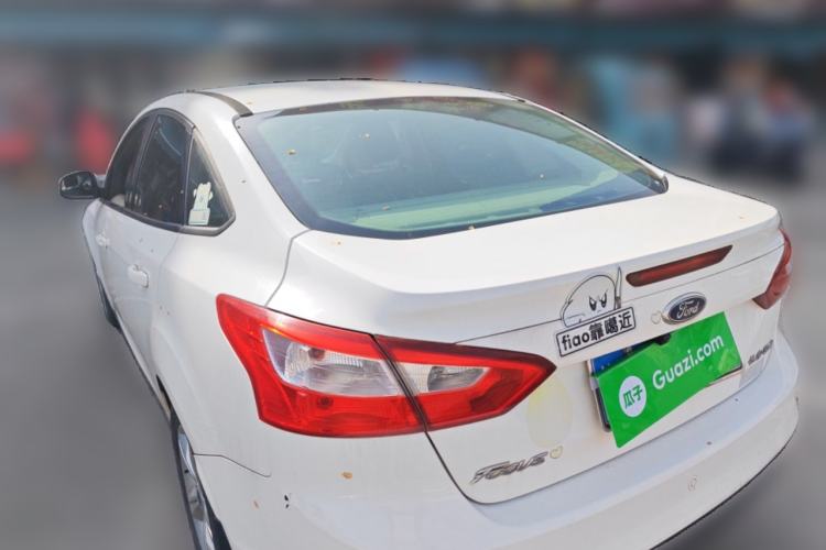 Used Ford Focus 2012 Sedan 1.6L Automatic Fashion Edition