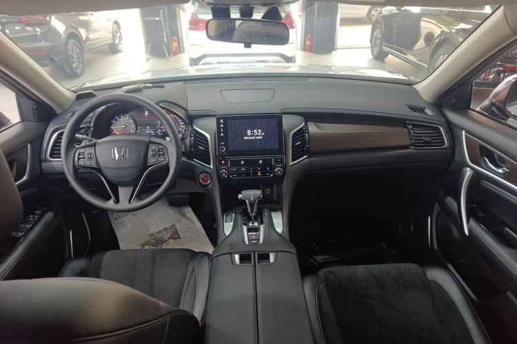 Used Honda Avancier 2019 240TURBO Two-Wheel Drive Elite Edition Center Console