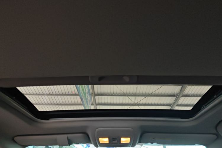 Used Mazda 3 Axela 2017 Sedan 1.5L Automatic Luxury Model Emission Standard China V Headliner