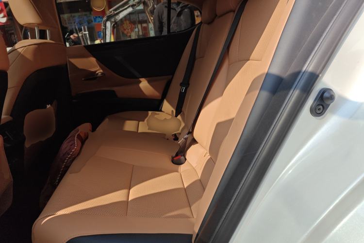 Used Lexus ES 2022 200 Excellence Edition