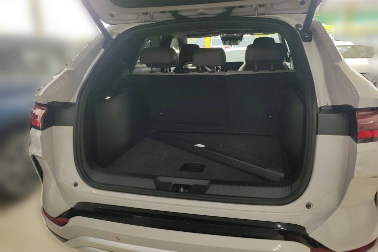 Used BYD Song PLUS New Energy 2024 Honor Edition EV 520km Flagship Model Trunk