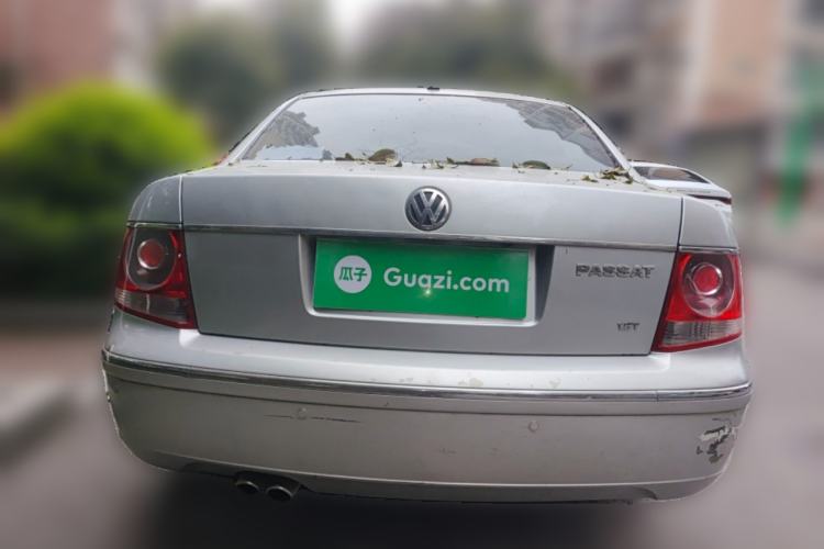 Used Volkswagen Passat 2005 1.8T Automatic Deluxe Plus Version Rear