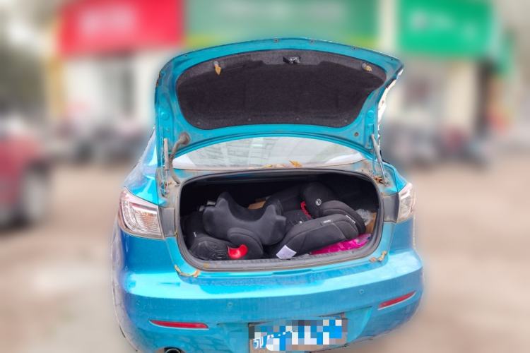 Used Mazda 3 2011 Sedan 2.0L Automatic Luxury Model
