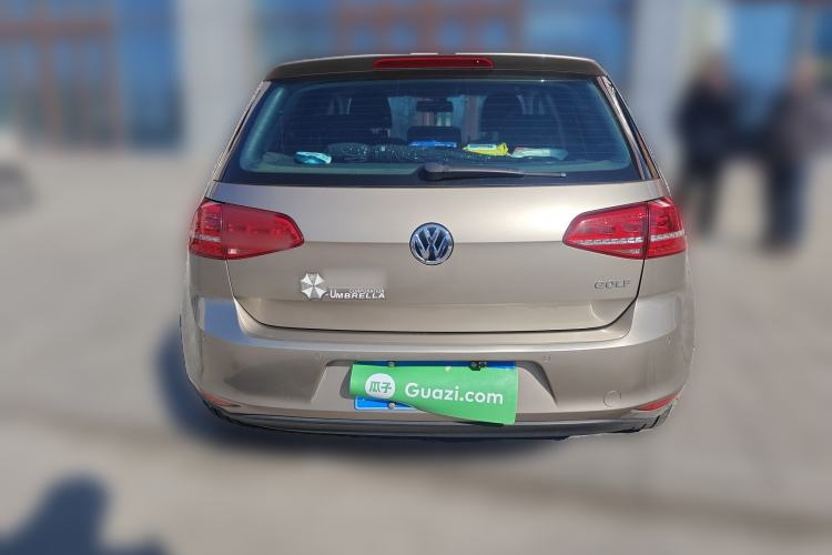 Used Volkswagen Golf 2016 1.6L Automatic Fashion Model
