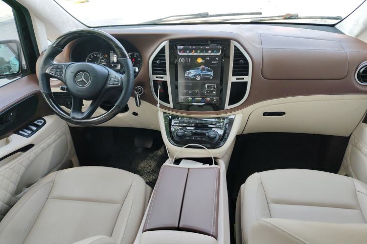 Used Mercedes-Benz Vito 2016 2.0T Elite Edition
