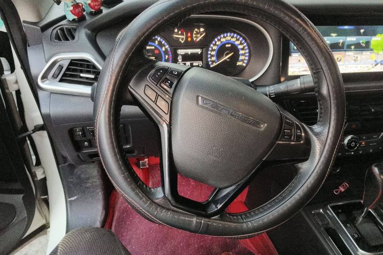 Used Venucia T90 2018 2.0L CVT Smart Connect Luxury Edition China V Standard
