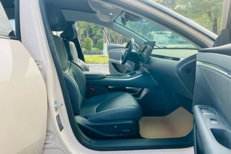 Used XPeng MONA M03 2024 620 with Ultra-Long Range
