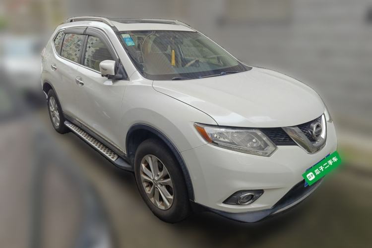 Used Nissan X-Trail 2014 2.0L CVT Comfort Edition 2WD Front Right 45 Deg