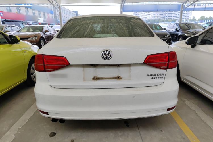 Used Volkswagen Sagitar 2017 230TSI Automatic Comfort Version