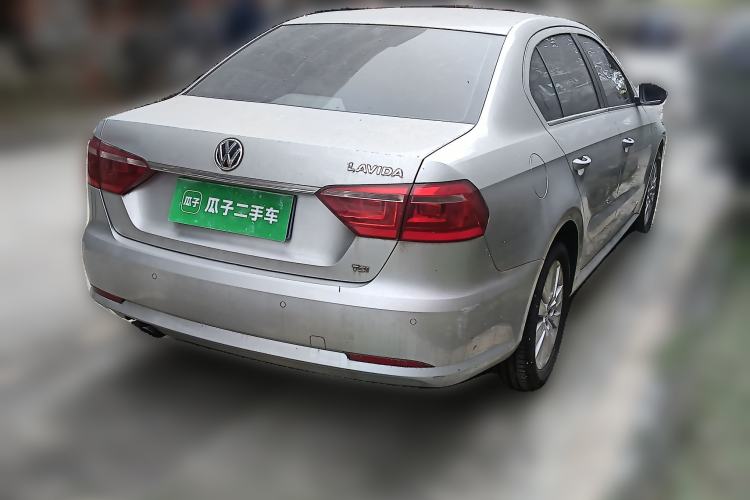 Used Volkswagen Lavida 2013 Revised Version 1.4 TSI Manual Comfort Edition