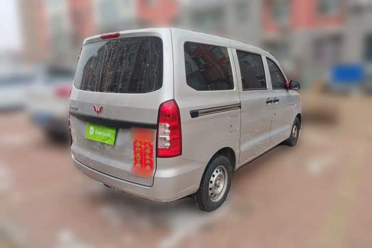 Used Wuling Hongguang V 2022 1.5L Jingqu Edition Electric-Assist LAR