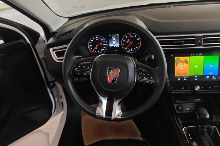 Used Roewe i5 2019 1.5L Automatic 4G Connected Langhao Edition
