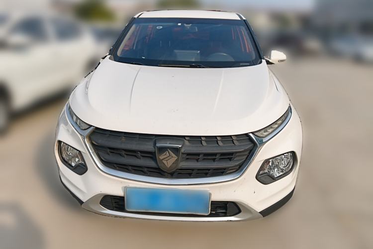 Used Baojun 510 2017 1.5L manual Comfort trim