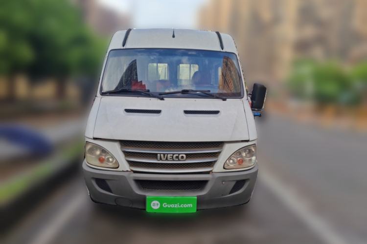 Used Iveco Power Daily  Front