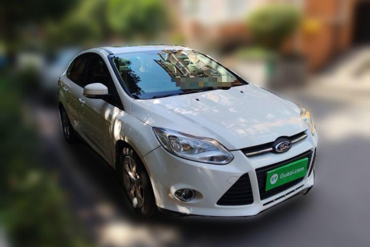 Used Ford Focus 2012 Sedan 1.6L Automatic Fashion Edition