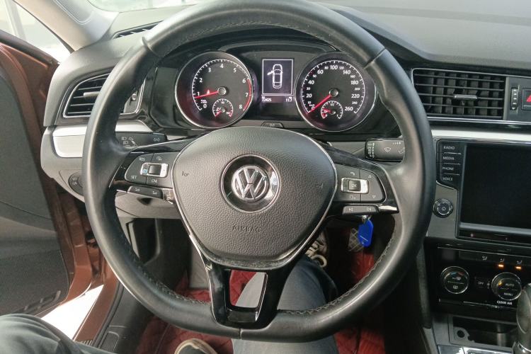 Used Volkswagen Lamando 2018 280TSI DSG Comfort Edition
