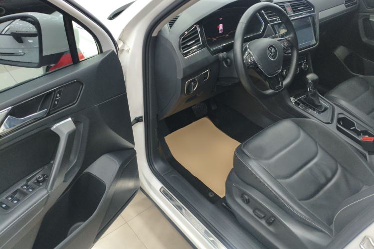 Used Volkswagen Tiguan L 2021 330TSI Automatic Two-Wheel Drive Smart Edition Driver Seat