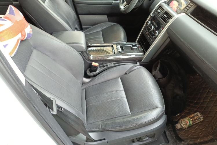 Used Land Rover Discovery Sport 2019 240 PS SE Version China VI Standard Right Front Seat